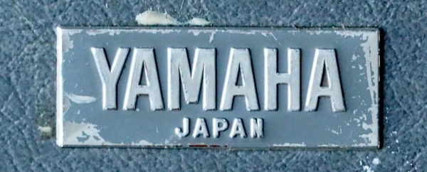 Plate of LOGO (YAMAHA JAPAN)