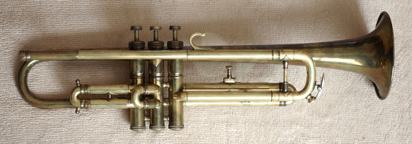 NIKKAN TRUMPET(side)