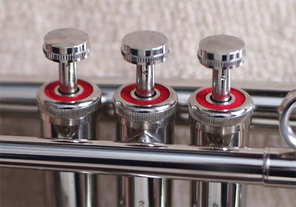 TOKAN ELLIS Trumpet(piston button)